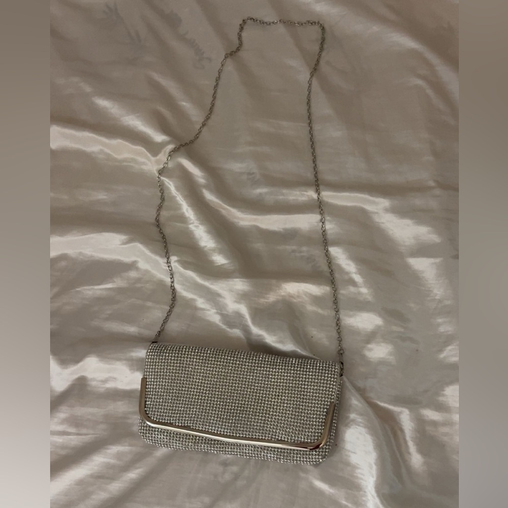Elegant Silver Chain Clutch